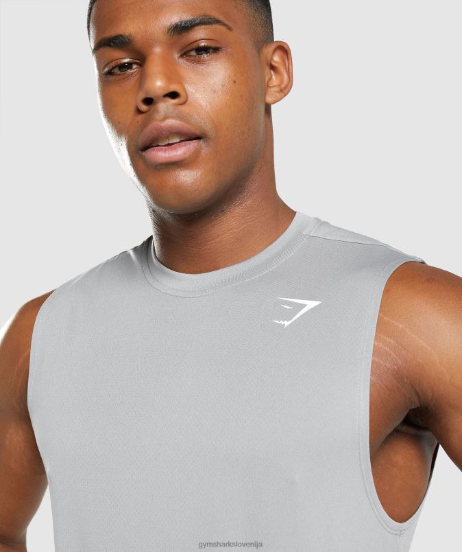 ob prihodu majica brez rokavov moškiGymshark dimljeno siva J00L2947