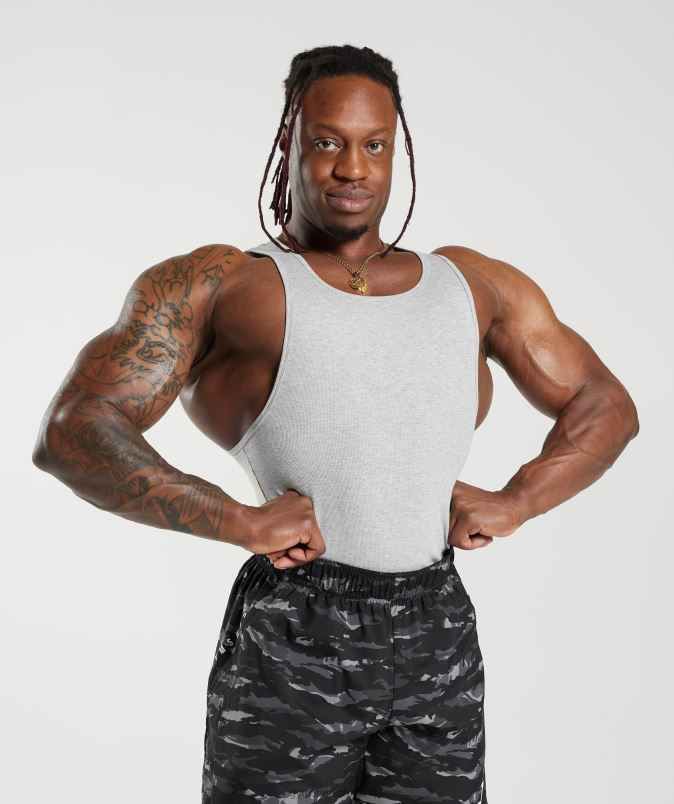 rebrasti rezervoar 3pk moškiGymshark beli/črni/kamnito sivi lapor J00L2908