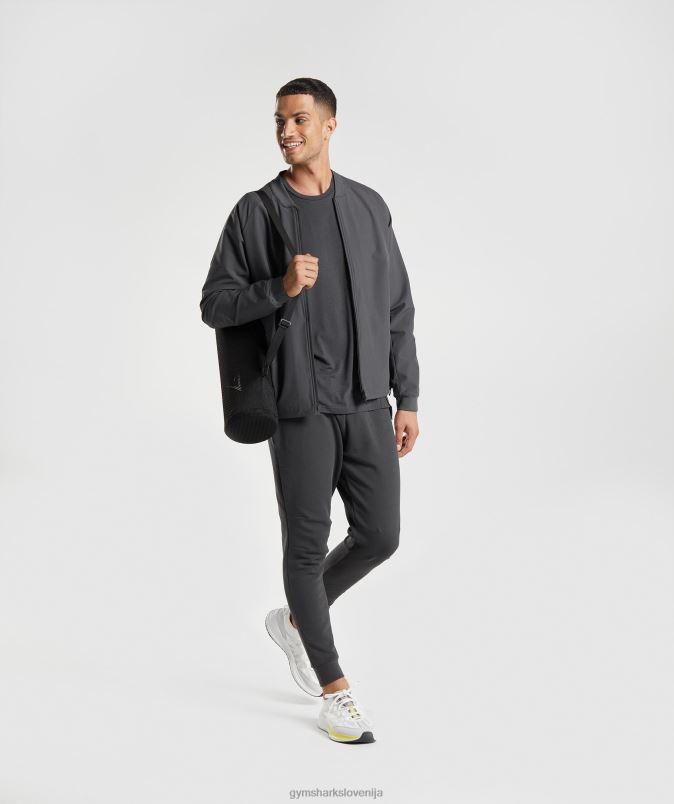 studijska jakna moškiGymshark oniks siva J00L2817