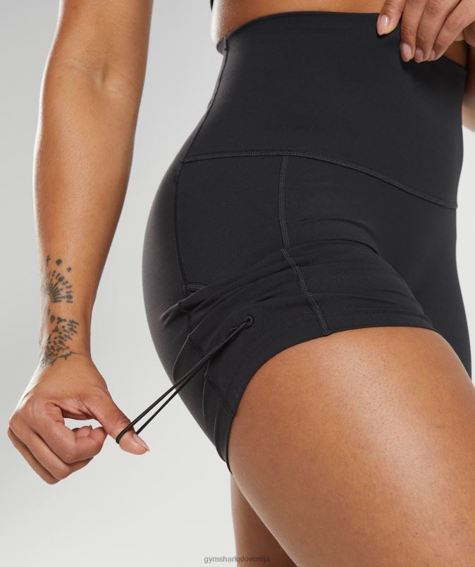 legacy oprijete kratke hlače z naborki ženskeGymshark Črna J00L212